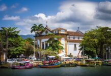 Festival Perequê: 3 dias de música, natureza e cultura caiçara em Paraty