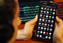 Menores de 14 anos não poderão mais acessar redes sociais na Áustria