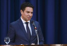 “Sob custódia”: ex-deputado federal Alexandre Ramagem é preso pelo ICE