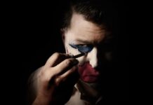 Série Devil in Disguise: de dia, cidadão de bem; de noite, serial killer